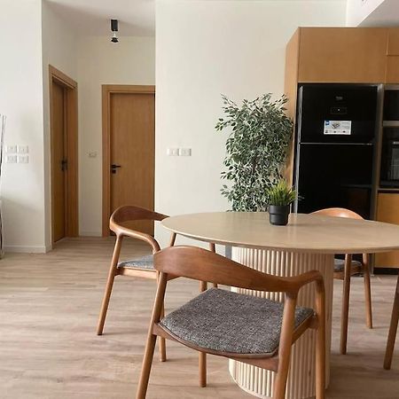 Amazing 2Bed Apartment In Lake View Residence New Cairo Exterior photo
